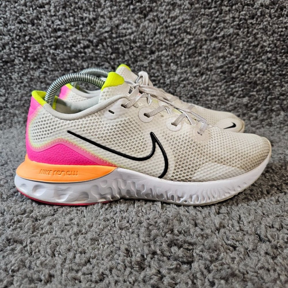 Nike Renew Run Womens Size 10 Shoes White Running Sneakers Trainers CK6360-005
